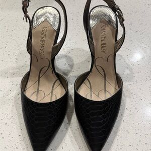 Sam & Libby Black Textured Pointed-Toe Slingback Heels with Silver Accent size 9